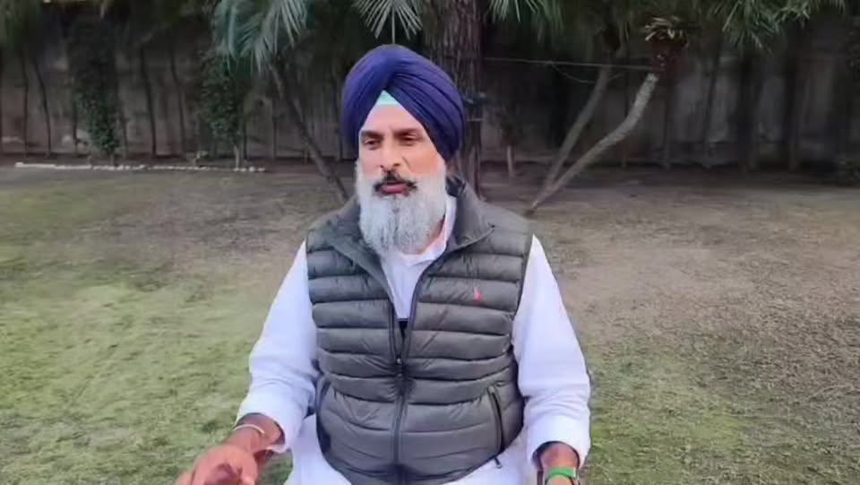 Bikram singh Majithiya Intracts with Media 

हलका पट्टी के गांव ठठियां महंता के …
