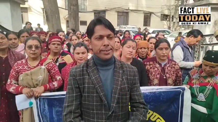 कुल्लू : स्मार्ट मीटर के विरोध में उपायुक्त कुल्लू से मिलने के लिए आपदा प्रभावित…