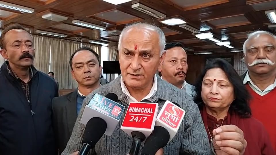 शिमला : बिट्टू कुमार पाना को सदन से निलंबित करने पर महापौर की प्रतिक्रिया क्या थ…