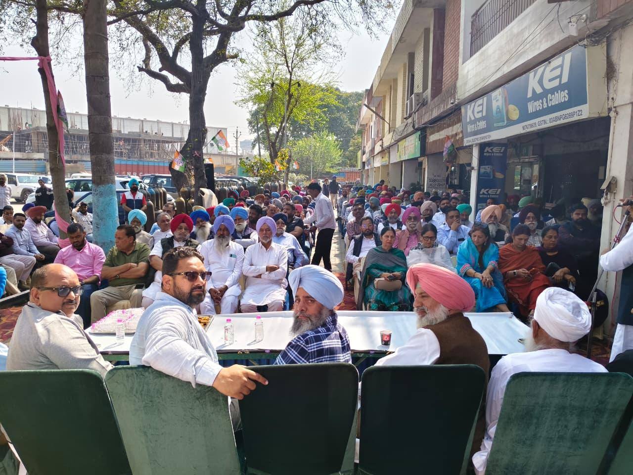 बलबीर सिंह सिद्धू की अगुवाई में मोहाली में अहम बैठक, कार्यकर्ताओं को राहुल गांधी…