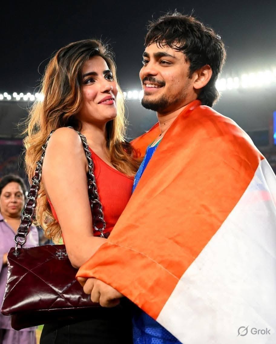 वर्ल्ड कप जीतने के बाद मैदान में ऐसा नज़ारा दिखा… जिसे देखकर हर भारतीय का दिल खु…