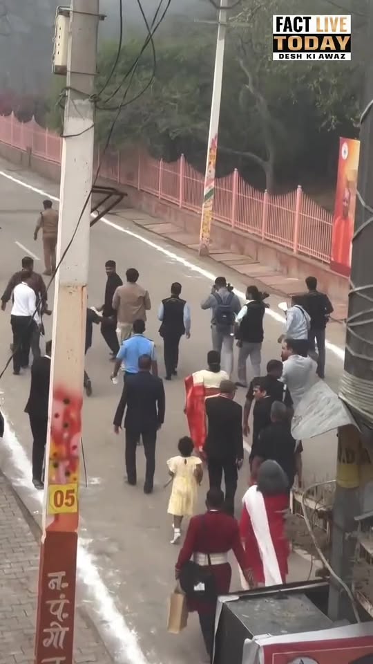 आज महामहिम राष्ट्रपति श्रीमती द्रौपदी मुर्मू जी ने श्री गोवर्धन धाम की परिक्रमा …