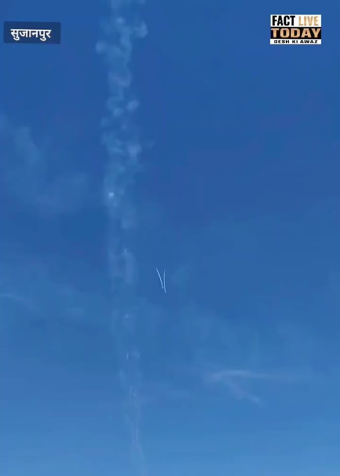 जब आसमान ने बनाया दिल, सुजानपुर एयर शो बना यादगार 
#likesharecommentfolloweveryo…