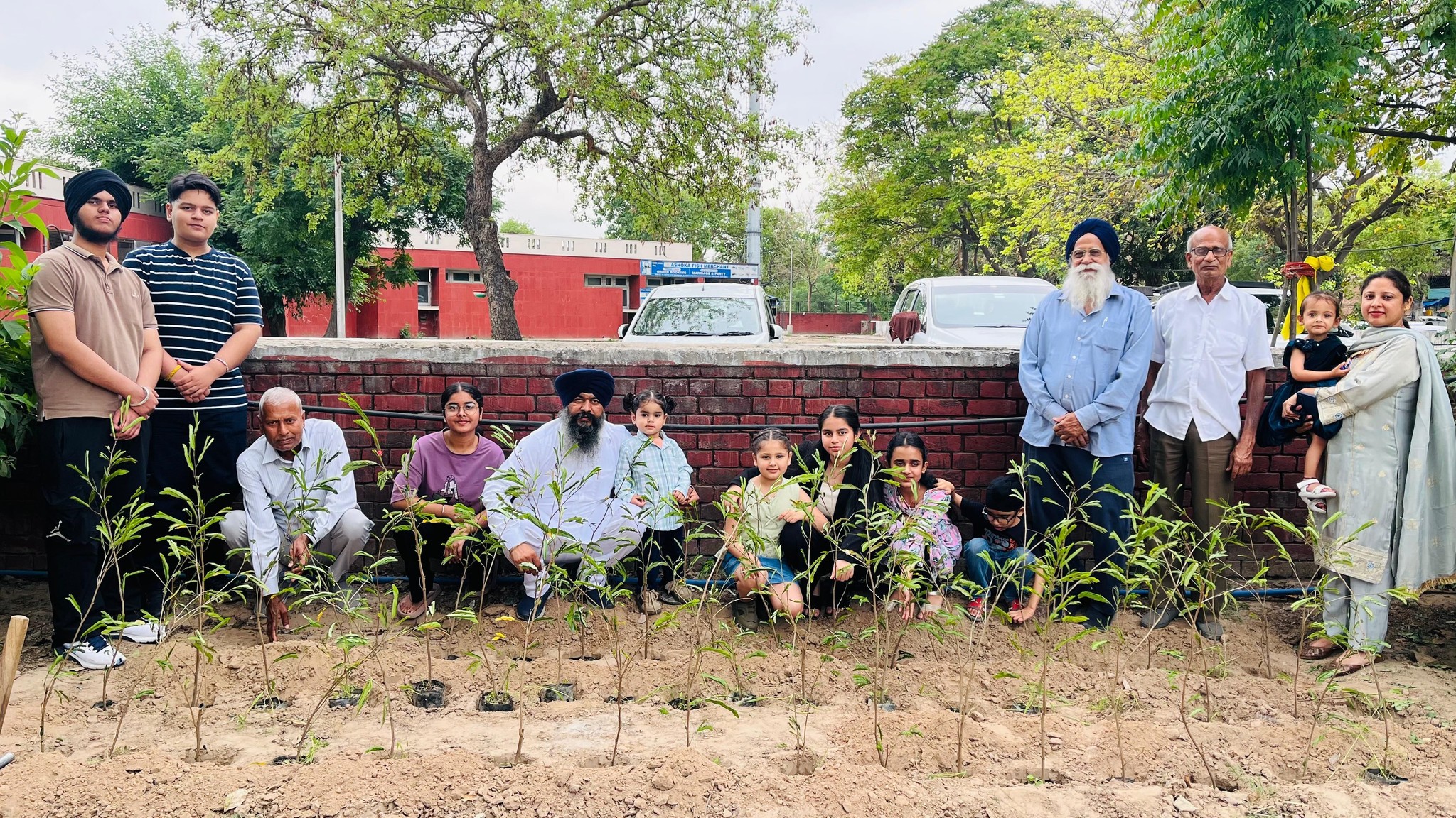 पार्षद हरदीप सिंह बुटेरला ने पौधे लगाकर मनाया बेटी का जन्मदिन
चंडीगढ़, 31 मार्च
…