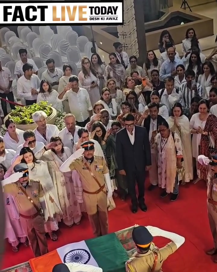 महान पार्श्व गायिका आशा भोसले का रविवार को 92 वर्ष की आयु में निधन हो गया। उनके …