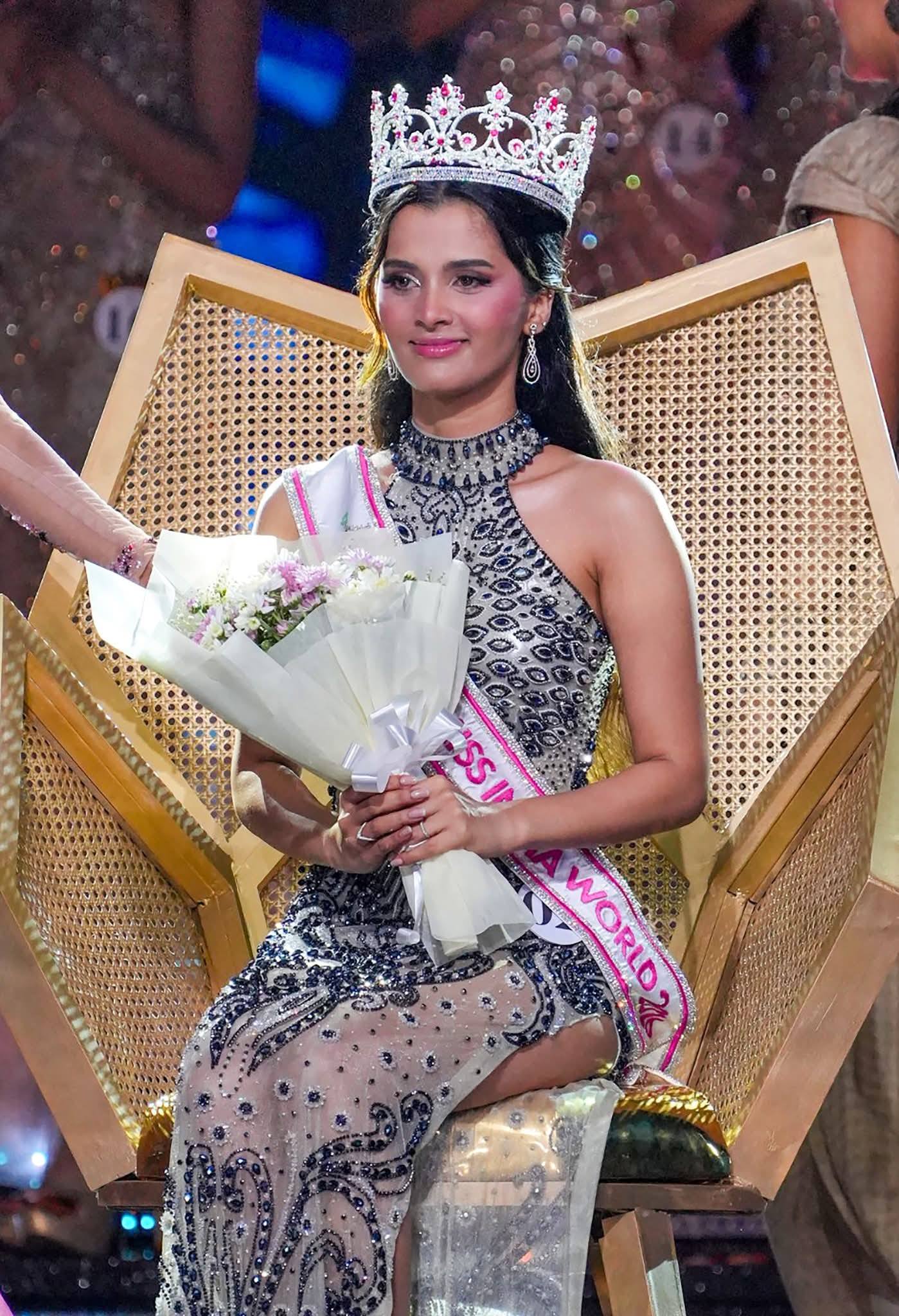 साध्वी सैल बनीं मिस इंडिया वर्ल्ड 2026
गोवा की साध्वी सैल को ओडिशा के भुवनेश्वर …