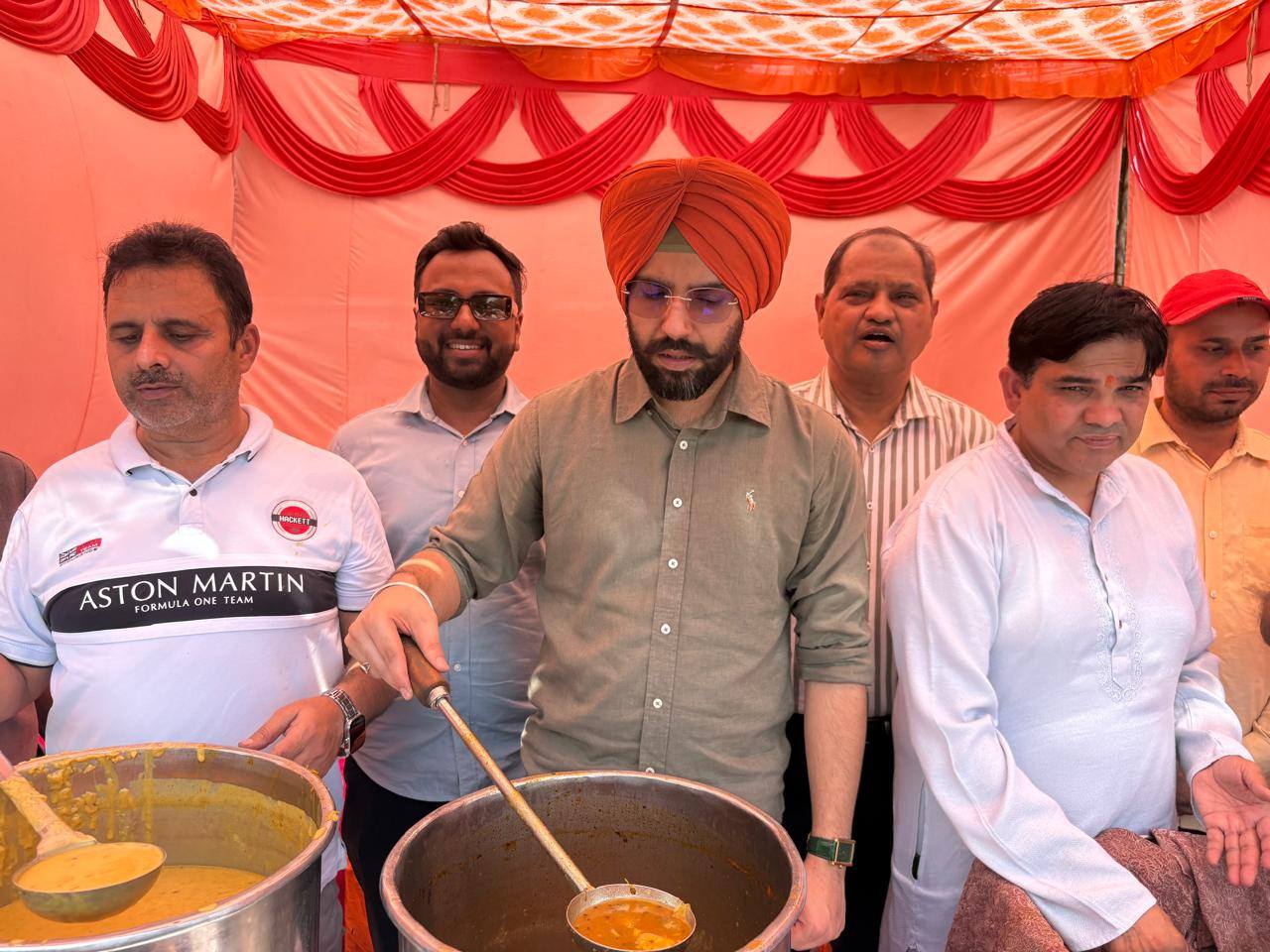 श्री जी अन्नपूर्णा सेवा फाउंडेशन द्वारा जरूरतमंदों के लिए भोजन सेवा पहल की शुरुआ…