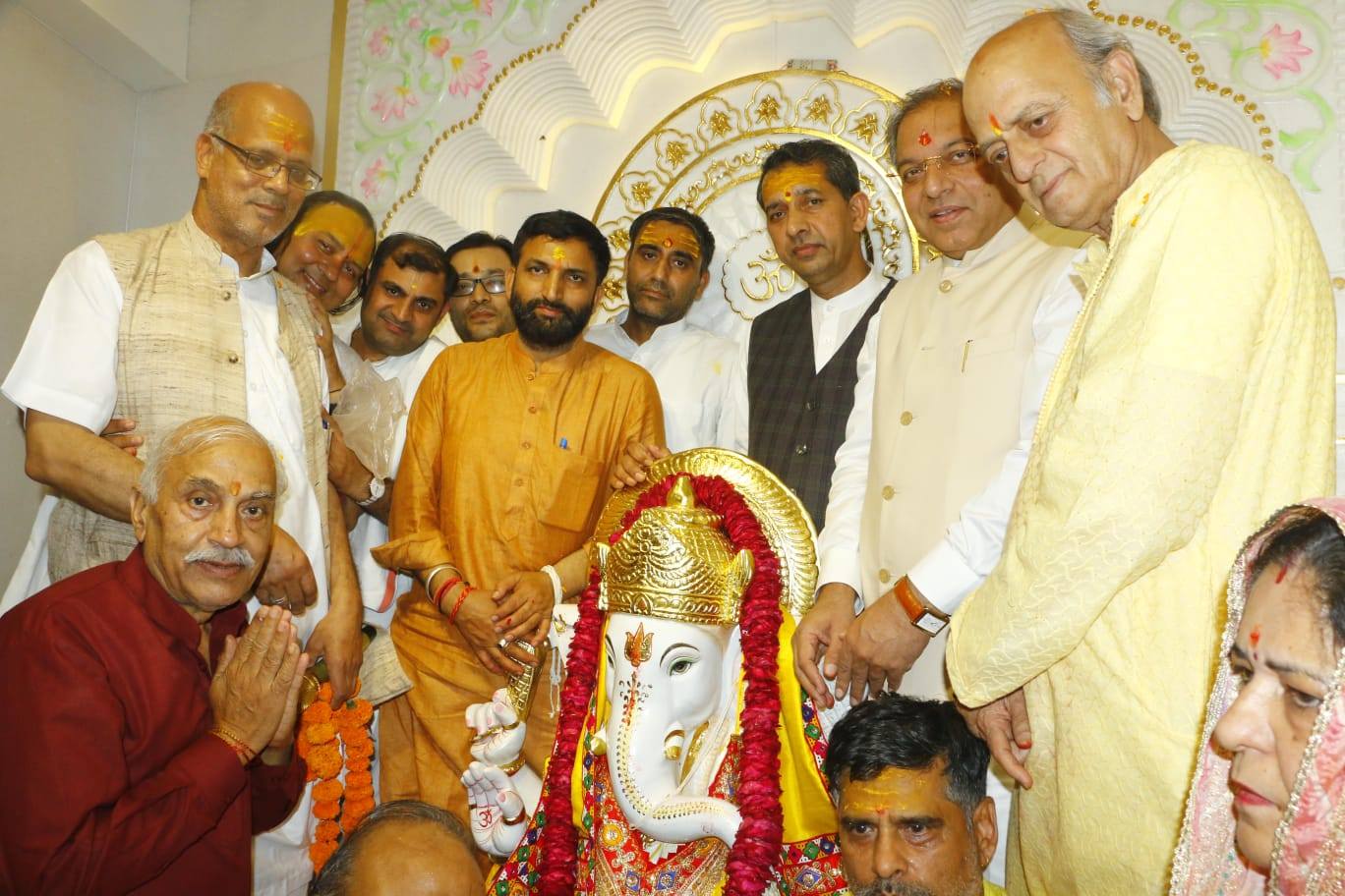 प्राचीन शिव मंदिर, सेक्टर-24 में श्रद्धा और भक्ति का संगम: श्री गणेश एवं सिन्दूर…