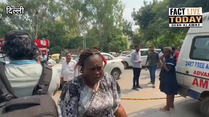 Delhi Fire Live Updates : दिल्ली अग्निकांड को लेकर भड़कीं अफ्रीकी महिला बोलीं मे…