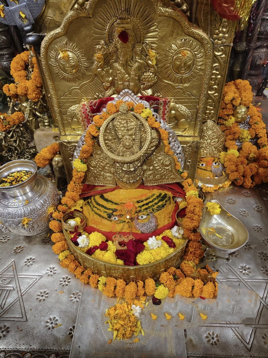माँमाँमाँमाँमाँमाँमाँमाँ

          *ॐ जय माता दी जी 卐*

*▬▬▬ஜ۩۞۩ஜ▬▬▬ 11 जून 202…