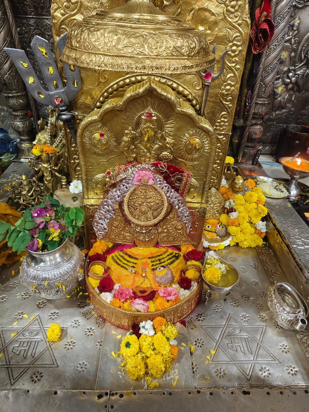 माँमाँमाँमाँमाँमाँमाँमाँ

          *ॐ जय माता दी जी 卐*

*▬▬▬ஜ۩۞۩ஜ▬▬▬ 12 जून 202…