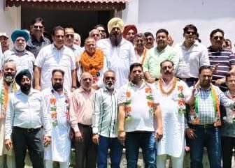 मनीमाजरा वार्ड नंबर-5 में कांग्रेस को मिली बड़ी मजबूती, समाजसेवी प्रदीप गौतम सैक…