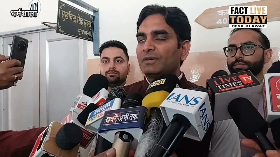 धर्मशाला : नगर निगम धर्मशाला के नवनिर्वाचित पार्षद की शपथ ..के बाद मीडिया को सम्…