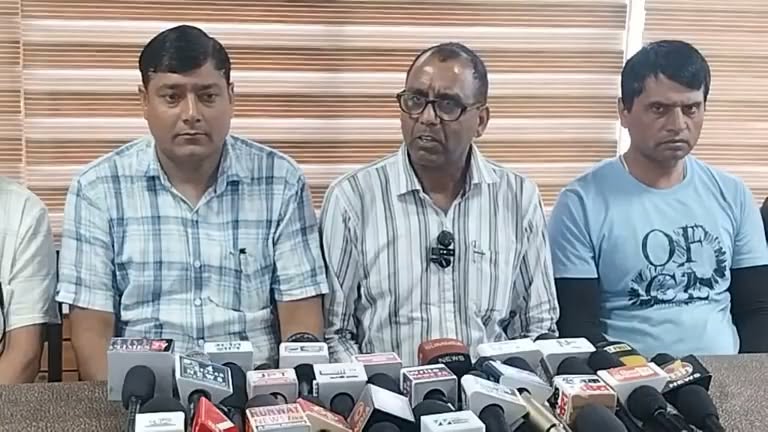 धर्मशाला  : भाजपा ओबीसी मोर्चा की और से ओ बी सी आयोग में प्रदेश सरकार द्वारा गैर…